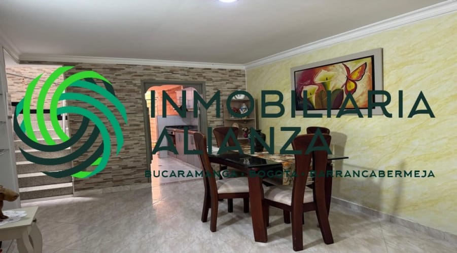 Casa de 6 alcobas en venta en Fontana, Bucaramanga, 298 m² · foto 6 de 24
