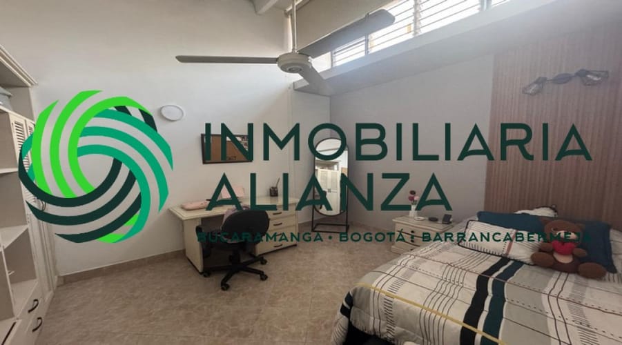 Casa de 6 alcobas en venta en Fontana, Bucaramanga, 298 m² · foto 15 de 24