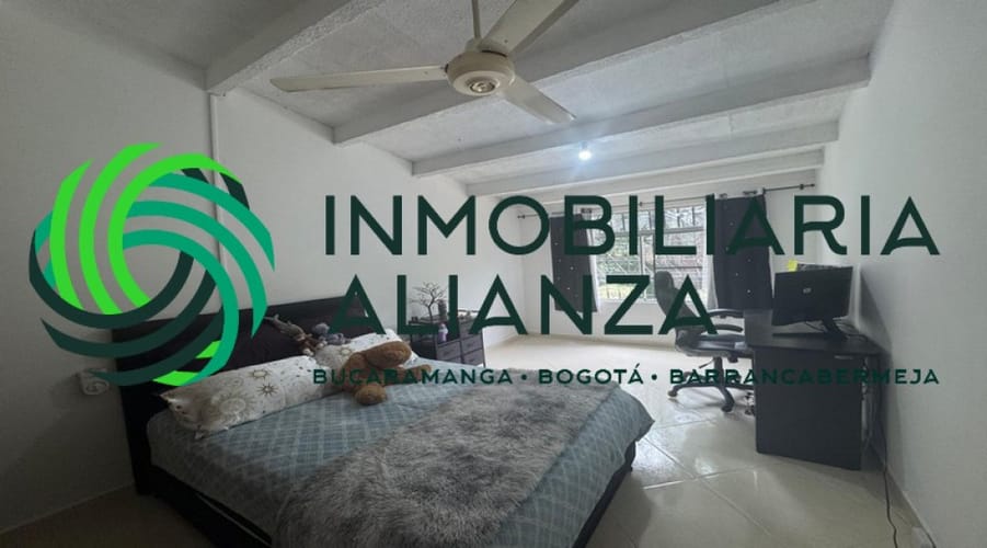 Casa de 6 alcobas en venta en Fontana, Bucaramanga, 298 m² · foto 18 de 24