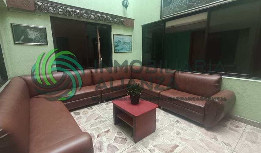 Edificio en venta en Centro, Bucaramanga, 858 m² · foto 9 de 20