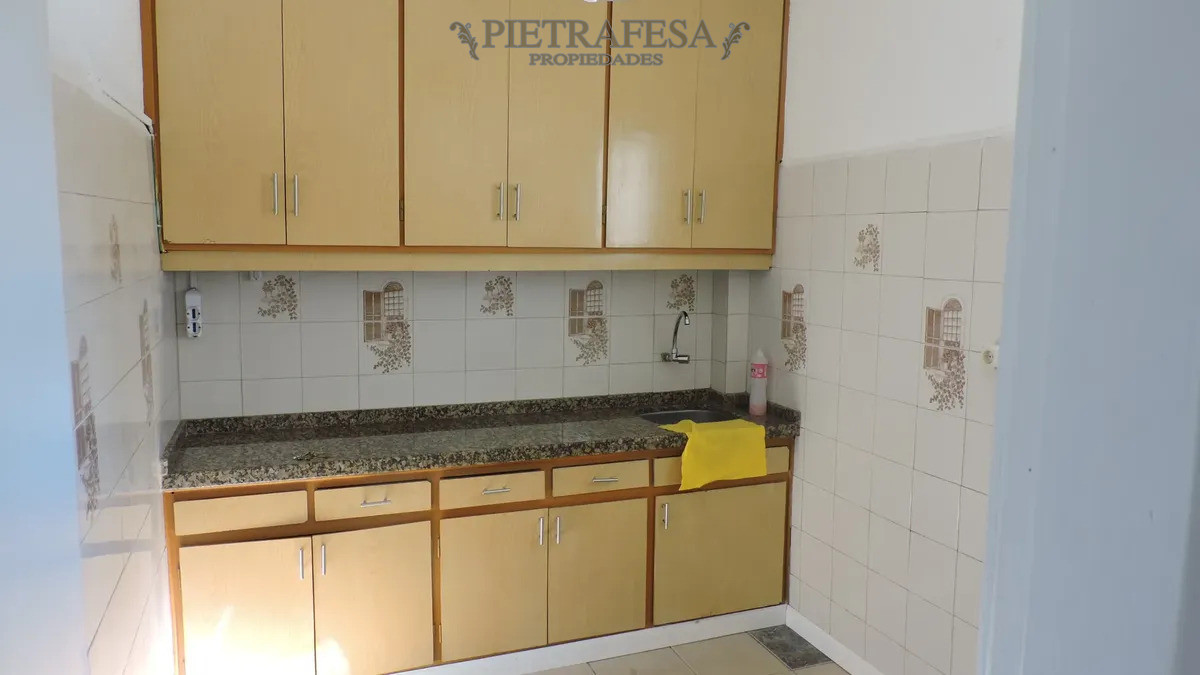 Apartamento en alquiler, 2 dormitorios 1 baño, balcón. Unión · Foto 4
