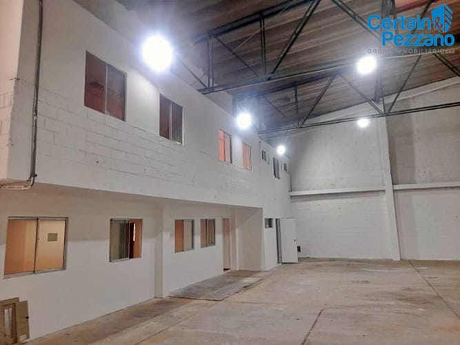 Bodega en venta en La Concepcion, Barranquilla, 690 m² · foto 2 de 13