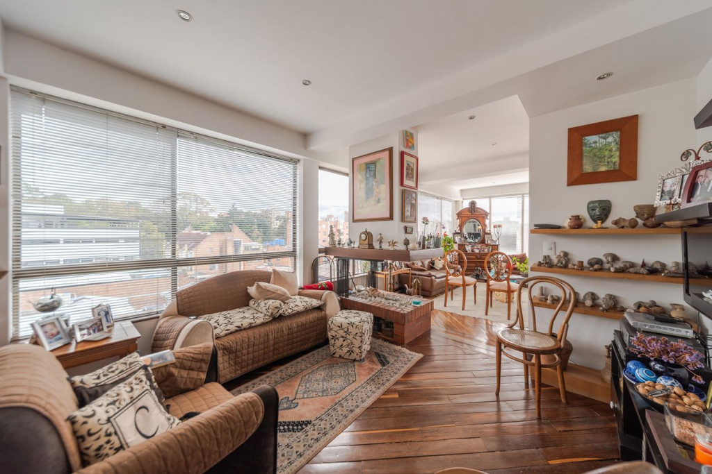 Apartamento en venta en El Contador, Bogotá · foto 7 de 24