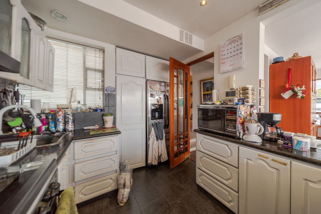 Apartamento en venta en El Contador, Bogotá · foto 9 de 24