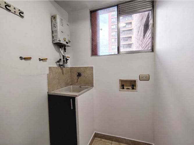 Apartamento de 2 alcobas en arriendo en Simesa, Medellín, 70 m² · foto 9 de 20