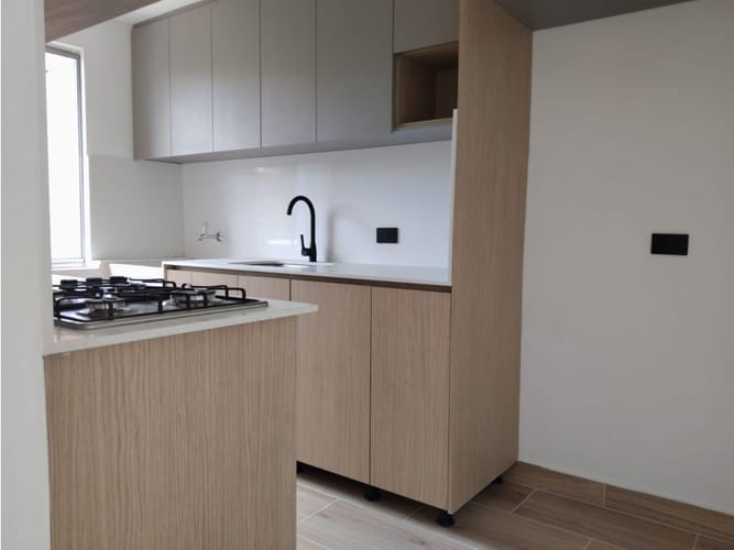 Apartamento de 3 alcobas en arriendo en Las Mercedes, Medellín, 69 m² · foto 4 de 17