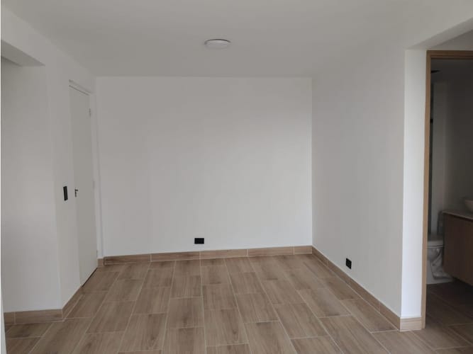 Apartamento de 3 alcobas en arriendo en Las Mercedes, Medellín, 69 m² · foto 6 de 17