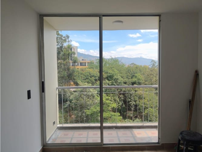 Apartamento de 3 alcobas en arriendo en Las Mercedes, Medellín, 69 m² · foto 8 de 17