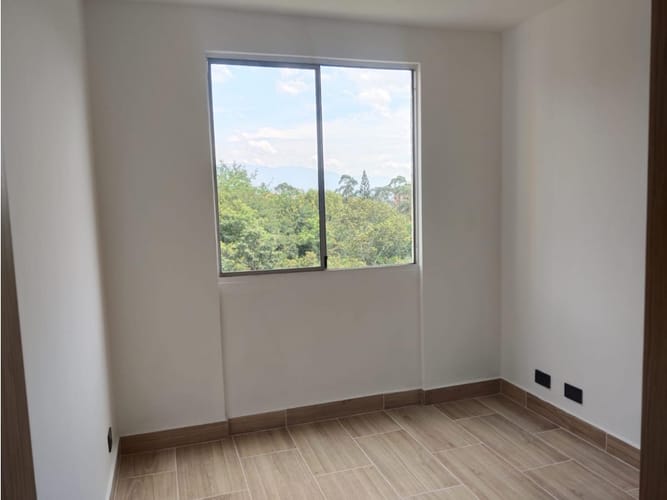 Apartamento de 3 alcobas en arriendo en Las Mercedes, Medellín, 69 m² · foto 13 de 17