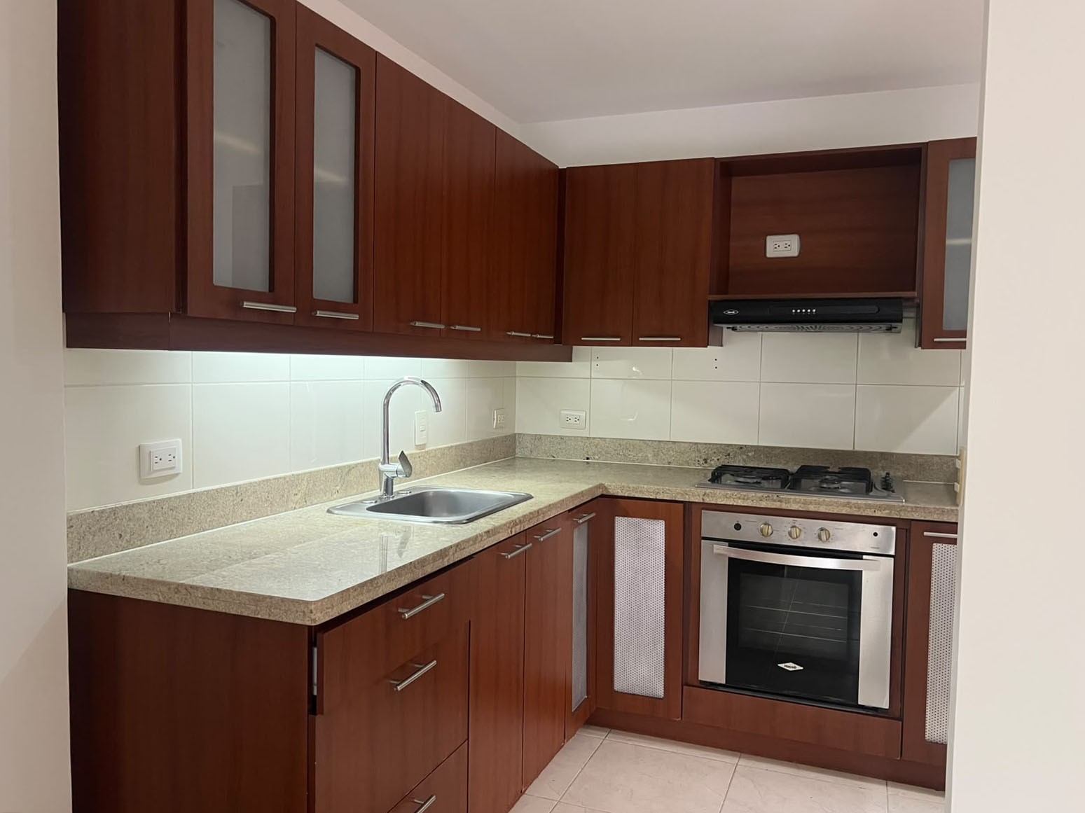 Apartamento en venta en Loma Del Esmeraldal, Envigado · foto 5 de 14