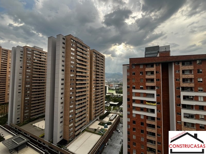 Apartamento en arriendo en Ciudad Del Río, Medellín · foto 10 de 21