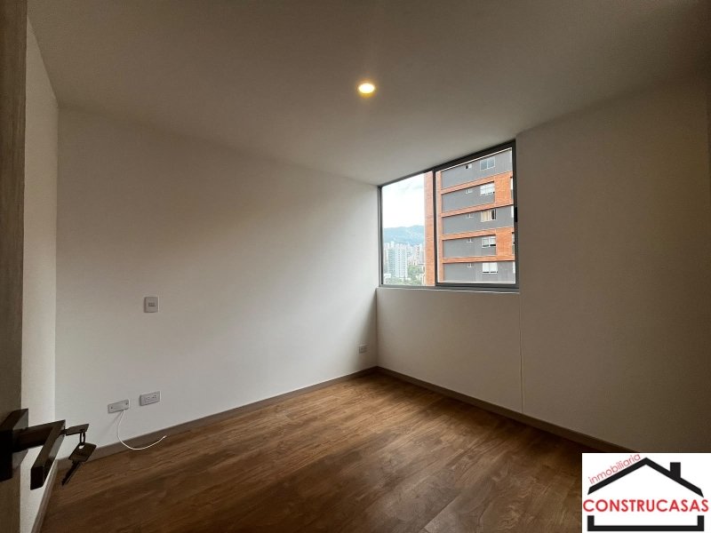 Apartamento en arriendo en Ciudad Del Río, Medellín · foto 14 de 21