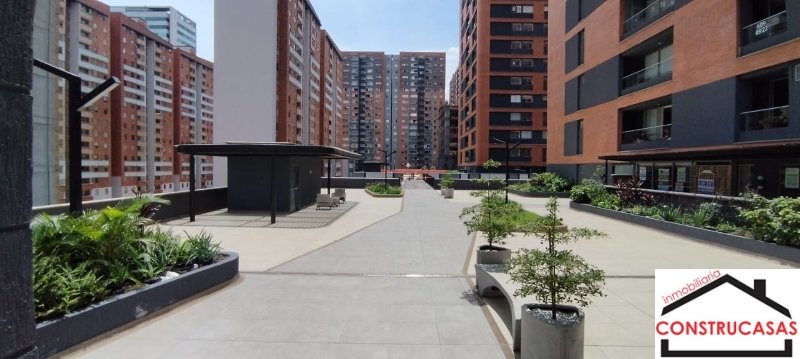 Apartamento en arriendo en Ciudad Del Río, Medellín · foto 19 de 21