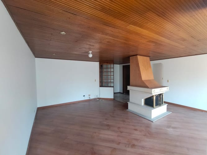 Apartamento en venta en Santa Paula, Bogotá · foto 4 de 17