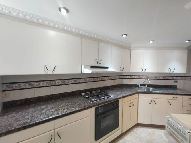 Apartamento en venta en Santa Paula, Bogotá · foto 6 de 17