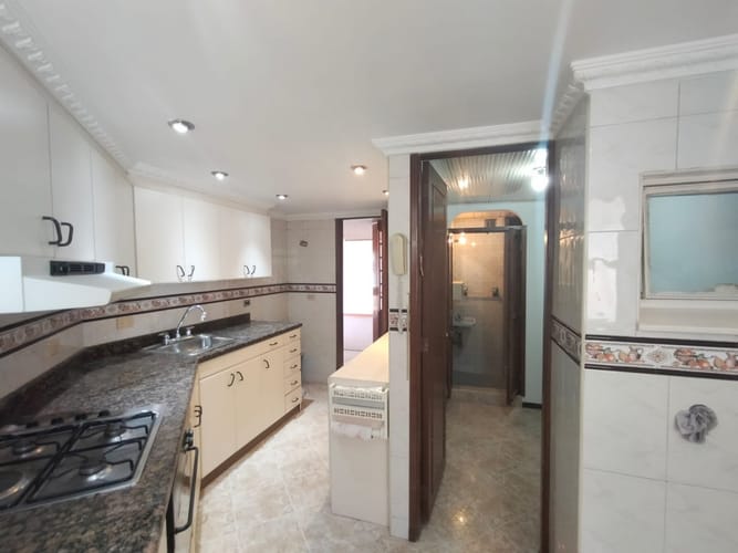 Apartamento en venta en Santa Paula, Bogotá · foto 8 de 17