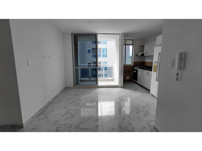 Apartamento de 2 alcobas en venta en Cr. La Primavera, Armenia, 63 m² · foto 2 de 24