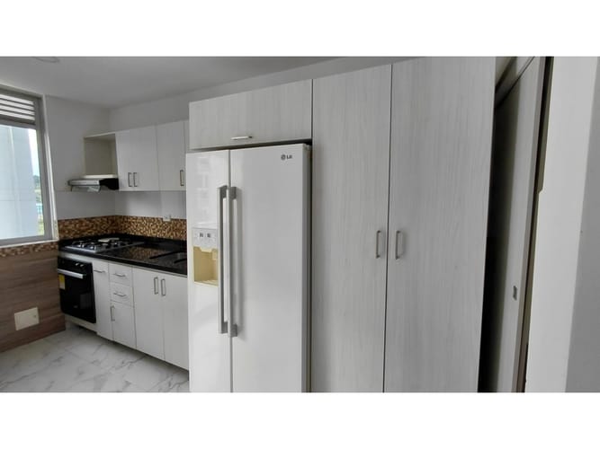 Apartamento de 2 alcobas en venta en Cr. La Primavera, Armenia, 63 m² · foto 5 de 24