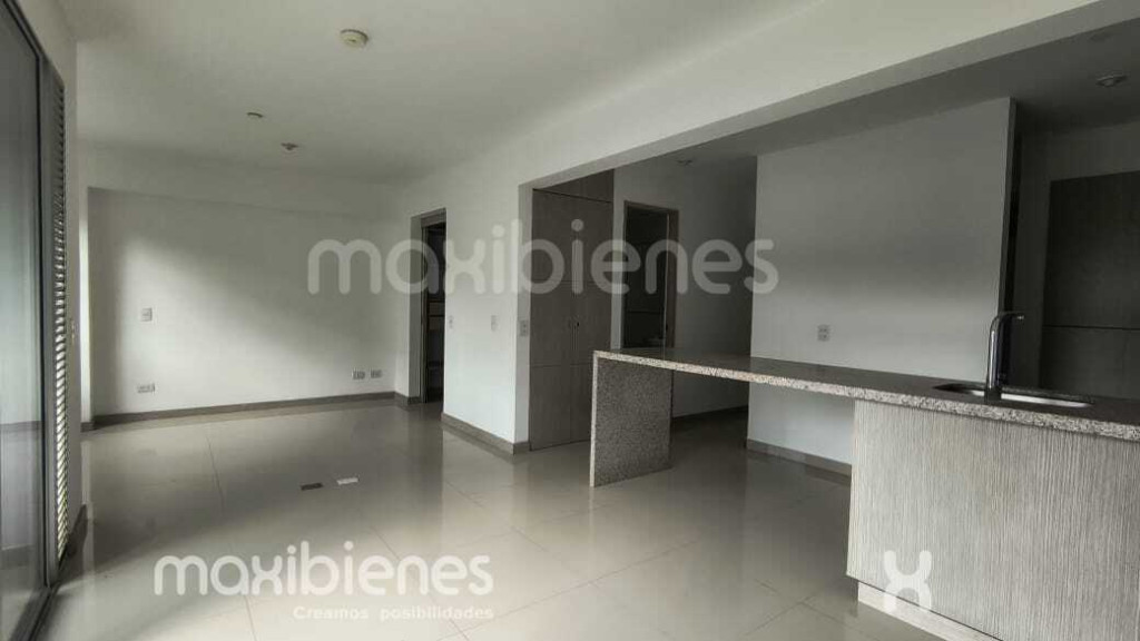 Apartaestudio en arriendo en Tres Esquinas, Envigado · foto 9 de 14