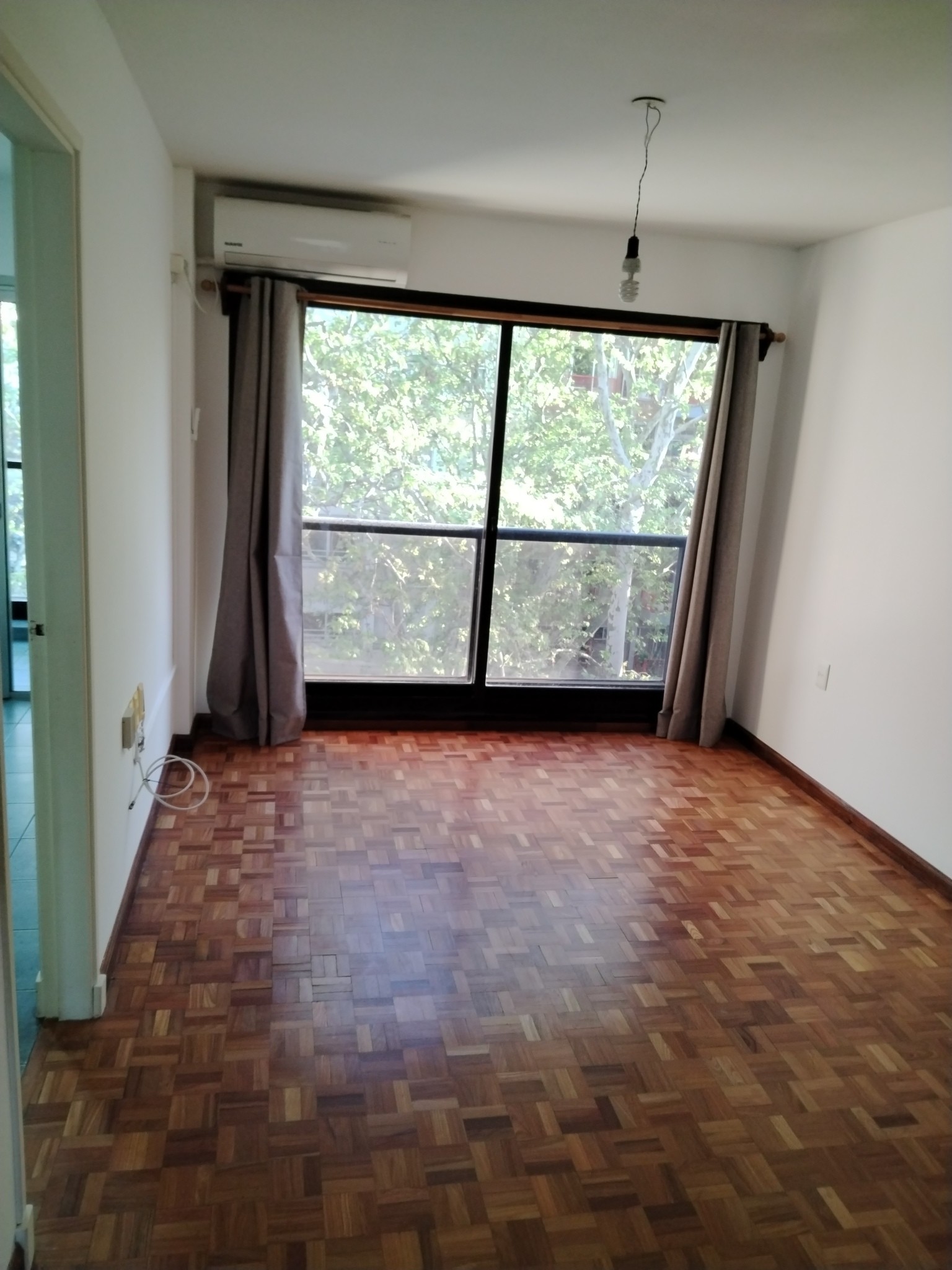 Parque Batlle.Av. Rivera y Av. Ponce.luminoso,2 dorm,2 baños,lavadero.Barbacoa · Foto 3
