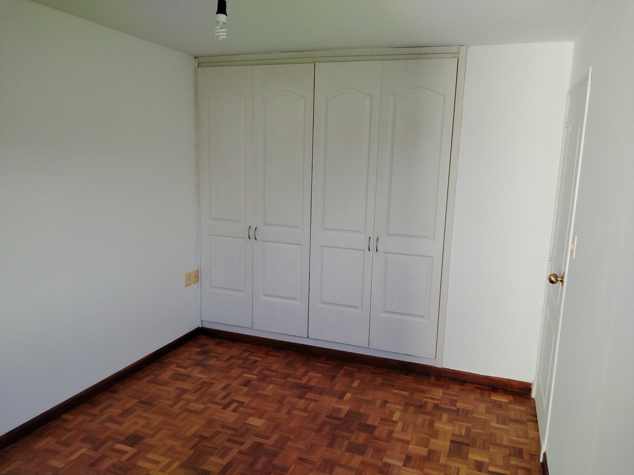 Parque Batlle.Av. Rivera y Av. Ponce.luminoso,2 dorm,2 baños,lavadero.Barbacoa · Foto 11