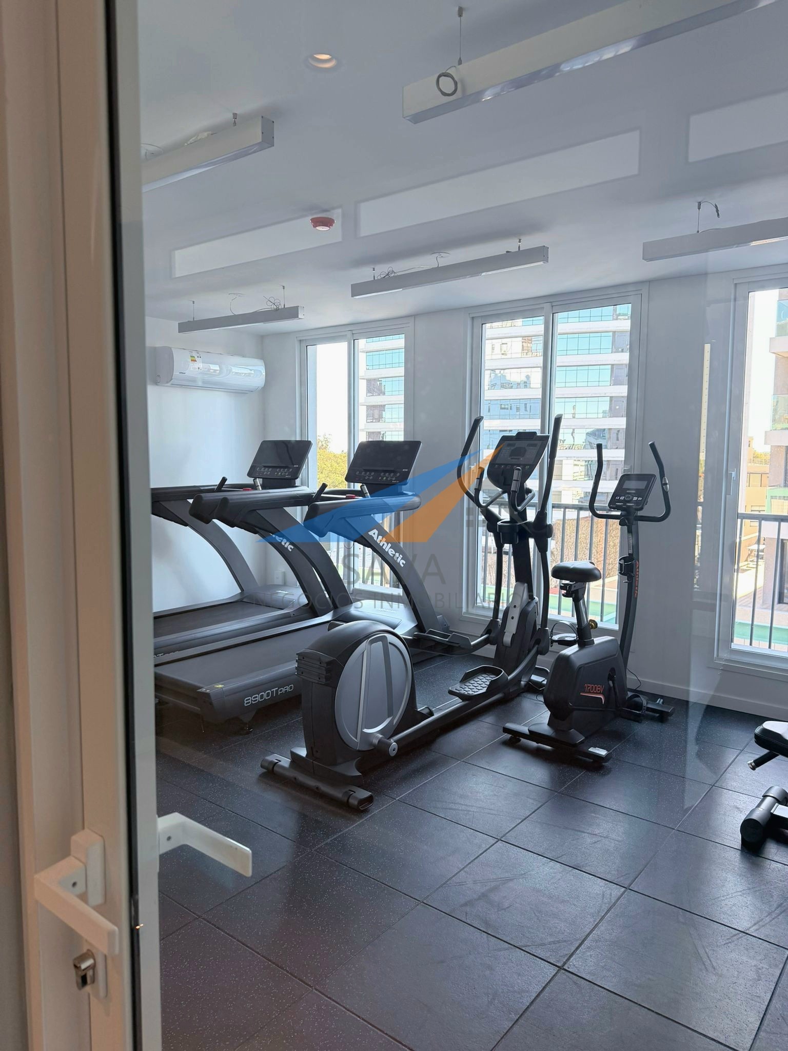 Alquiler Apartamento 1 Dormitorio en Parque Rodo! Se Aceptan Mascotas. Garage Incluido · Foto 11