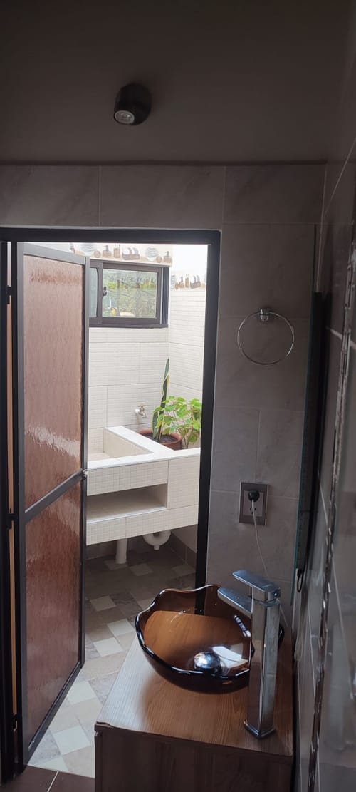 Casa de 2 alcobas en venta en Manrique Central, Medellín, 67 m² · foto 15 de 24