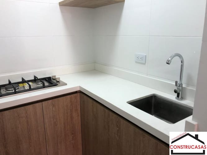 Local en arriendo en El Velodromo, Medellín, 30 m² · foto 5 de 21
