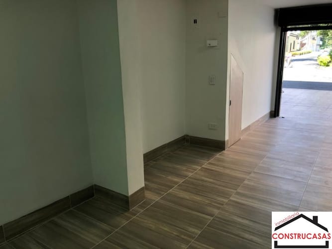 Local en arriendo en El Velodromo, Medellín, 30 m² · foto 6 de 21