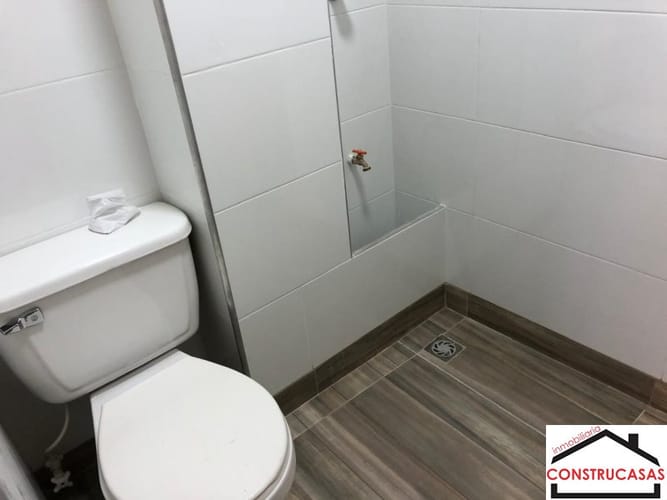 Local en arriendo en El Velodromo, Medellín, 30 m² · foto 8 de 21