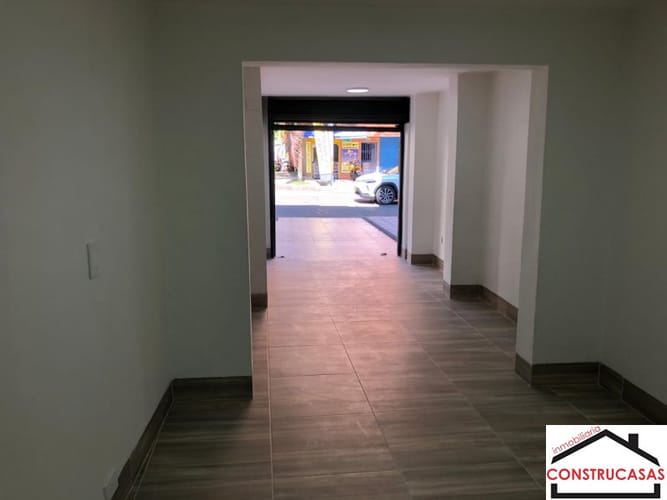Local en arriendo en El Velodromo, Medellín, 30 m² · foto 9 de 21