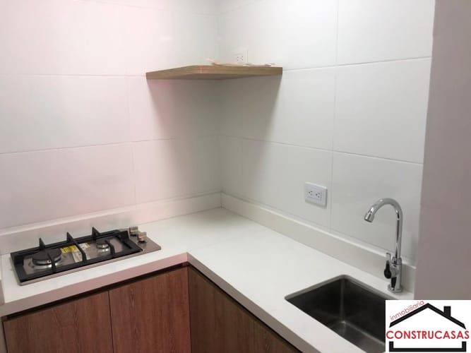 Local en arriendo en El Velodromo, Medellín, 30 m² · foto 18 de 21