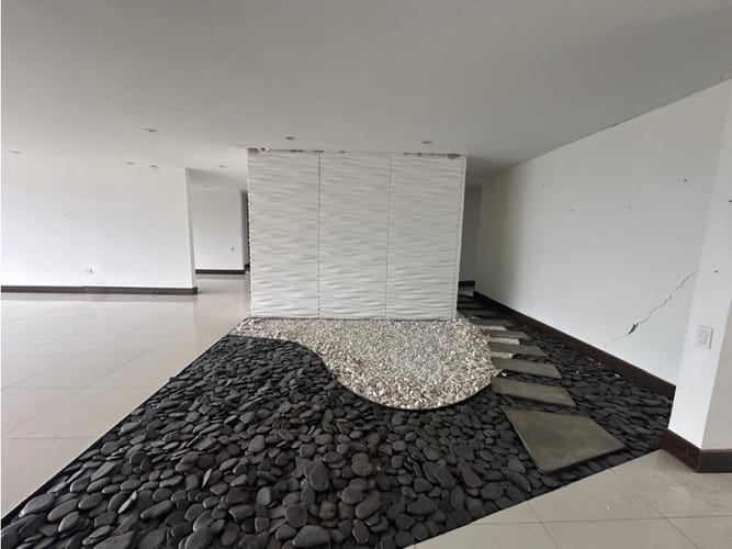 Apartamento en venta en Norte De Armenia, Armenia, 345 m² · foto 3 de 24