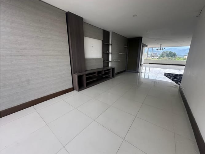 Apartamento en venta en Norte De Armenia, Armenia, 345 m² · foto 8 de 24