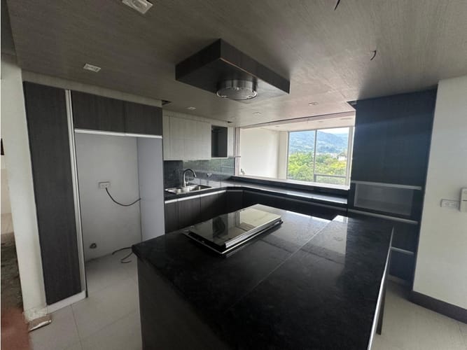 Apartamento en venta en Norte De Armenia, Armenia, 345 m² · foto 11 de 24