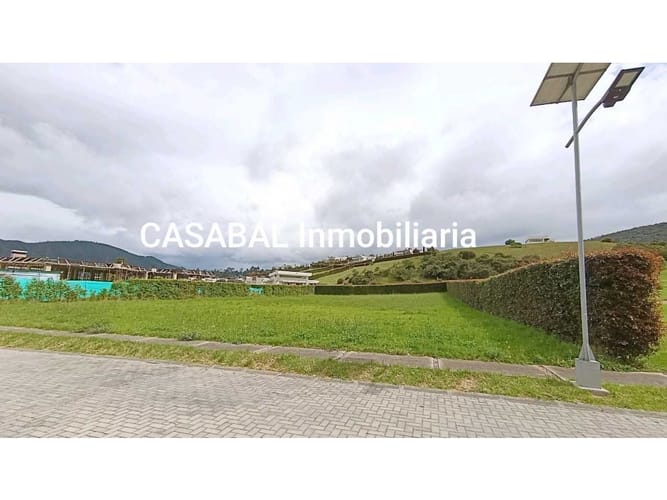 Lote en venta en La Violeta, Sopó, 2000 m² · foto 2 de 13