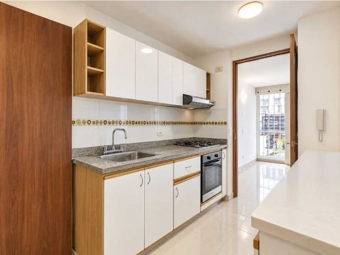 Apartamento de 3 alcobas en venta en Gran Granada, Bogotá, 89 m² · foto 12 de 24