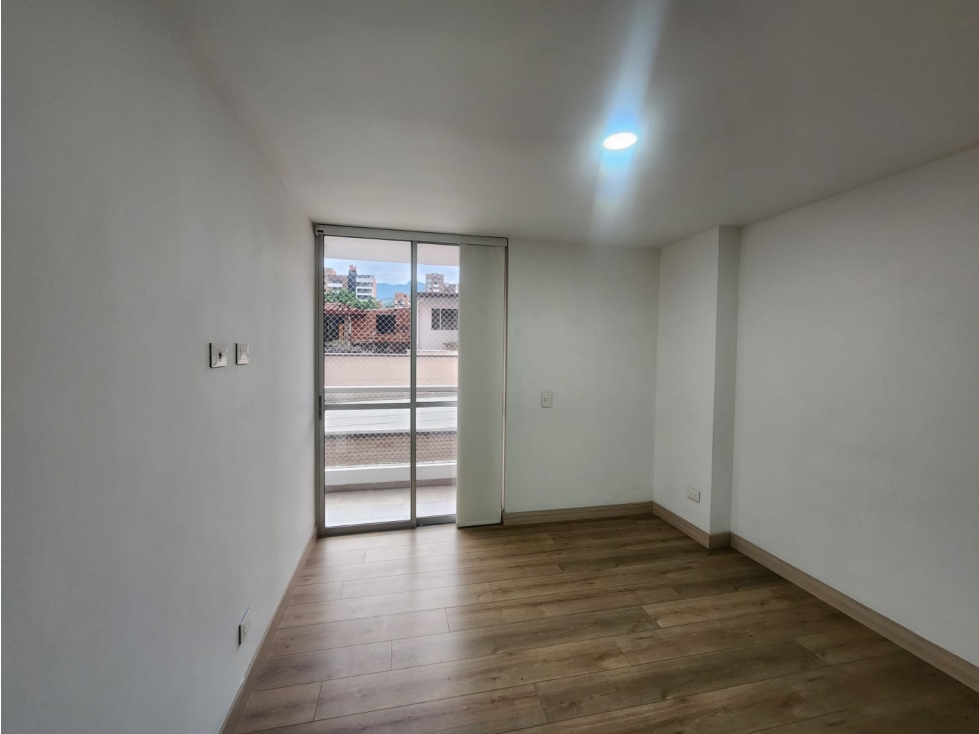 Apartamento en arriendo en Laureles, Medellín · foto 18 de 22