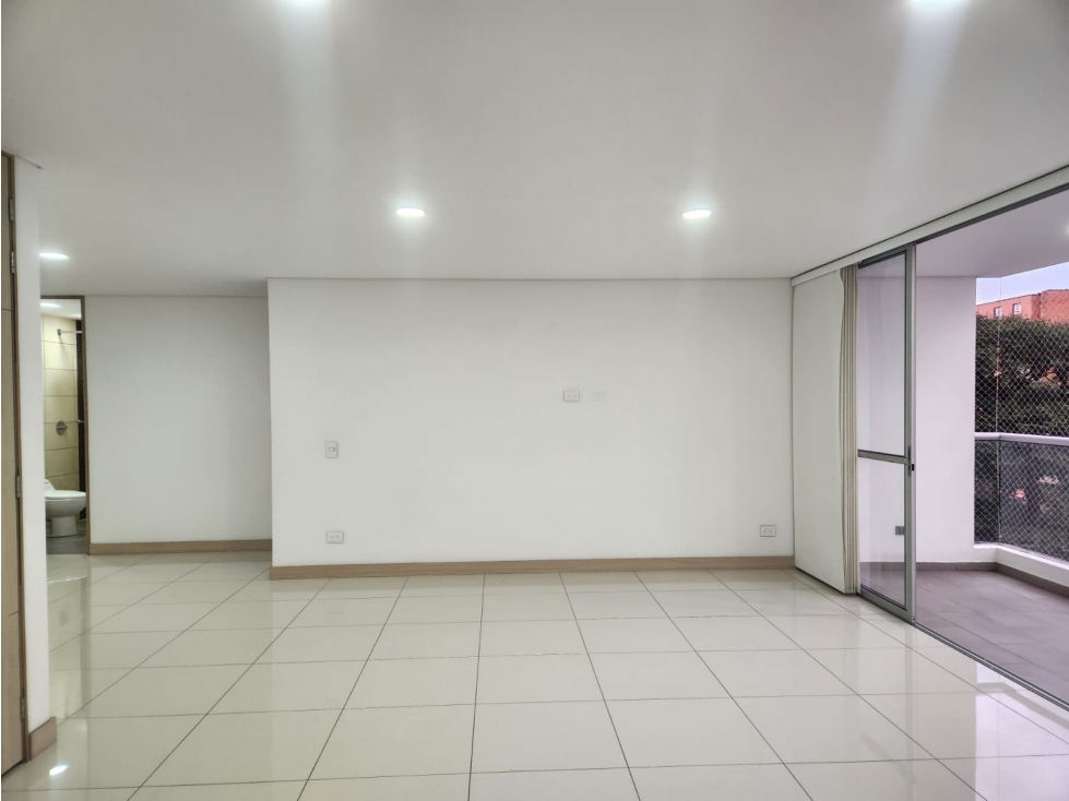 Apartamento en arriendo en Laureles, Medellín · foto 19 de 22