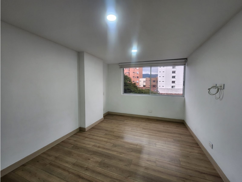 Apartamento en arriendo en Laureles, Medellín · foto 20 de 22