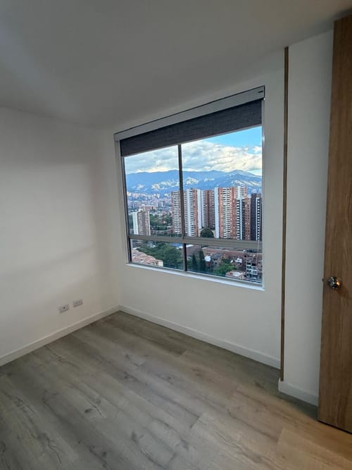 Apartamento en venta en Rodeo Alto, Itagüí · foto 11 de 24