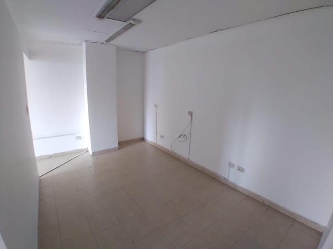 Local en venta en Versalles, Cali, 34 m² · foto 3 de 10