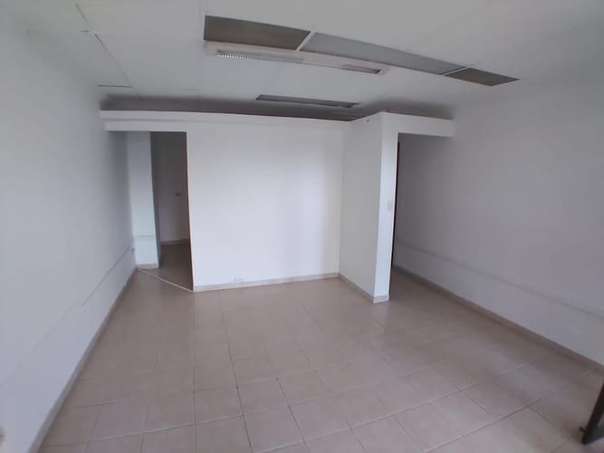 Local en venta en Versalles, Cali, 34 m² · foto 4 de 10