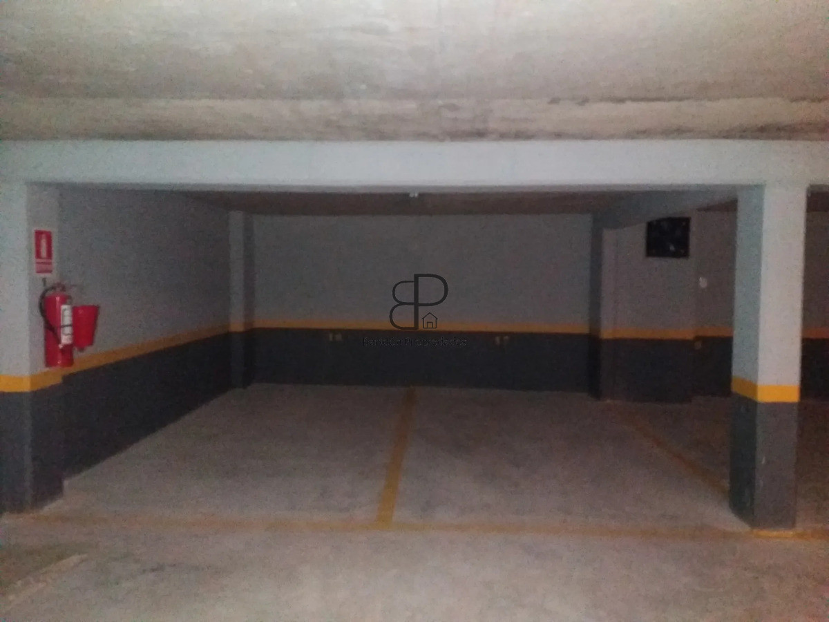 Alquiler Apartamento 2 Dormitorios Cordón con balcon y cochera · Foto 11