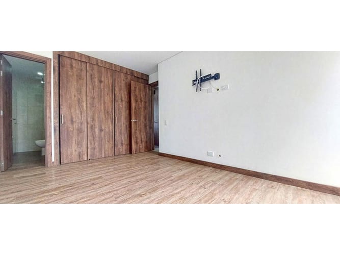 Apartamento de 3 alcobas en venta en Santa Elena, El Retiro, 87 m² · foto 8 de 12