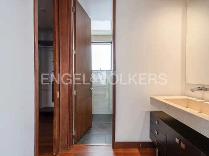 Apartamento de 3 alcobas en venta en Los Rosales, Bogotá, 176 m² · foto 15 de 19