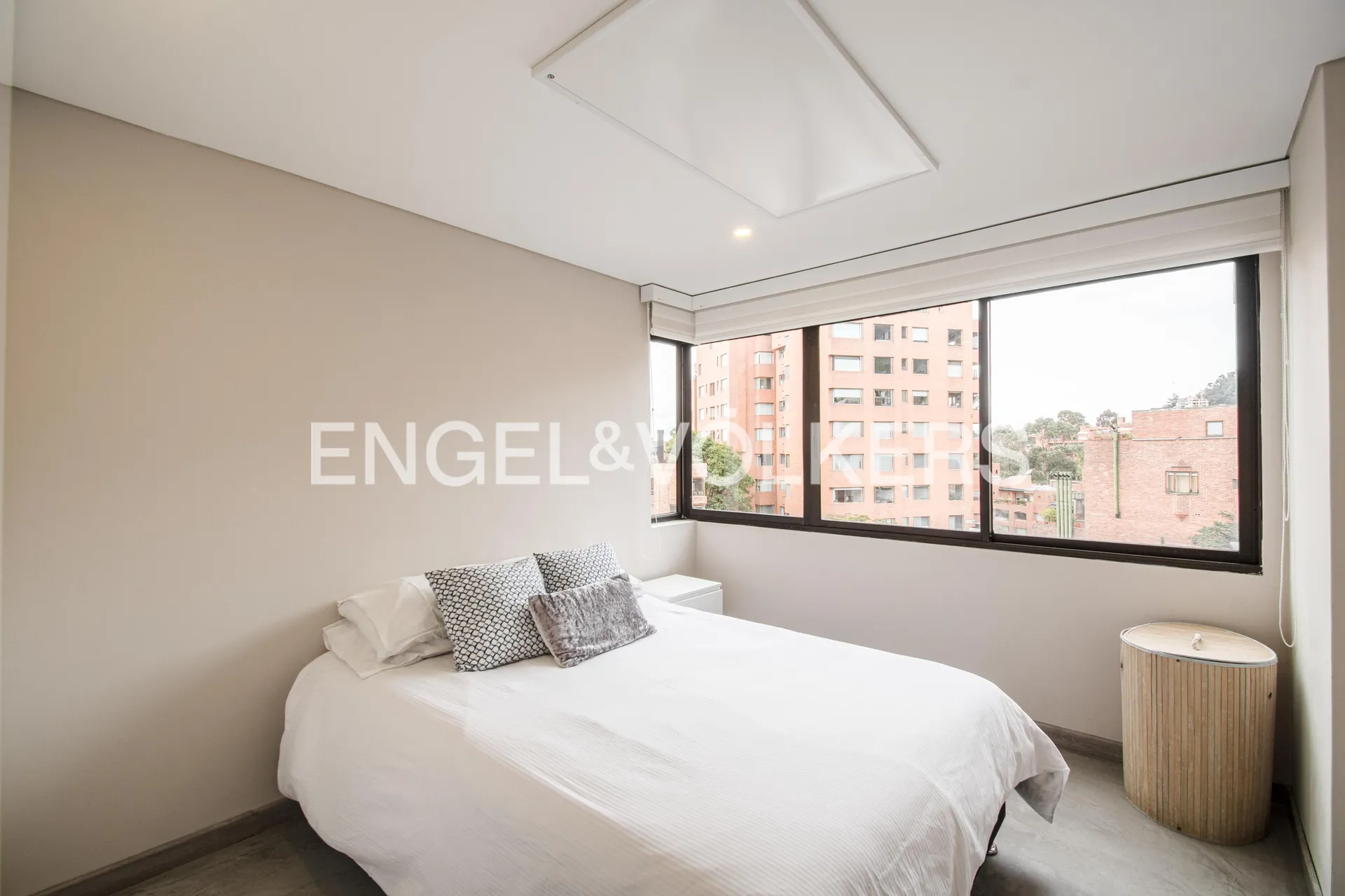 Apartamento en venta en Los Rosales, Bogotá · foto 15 de 16