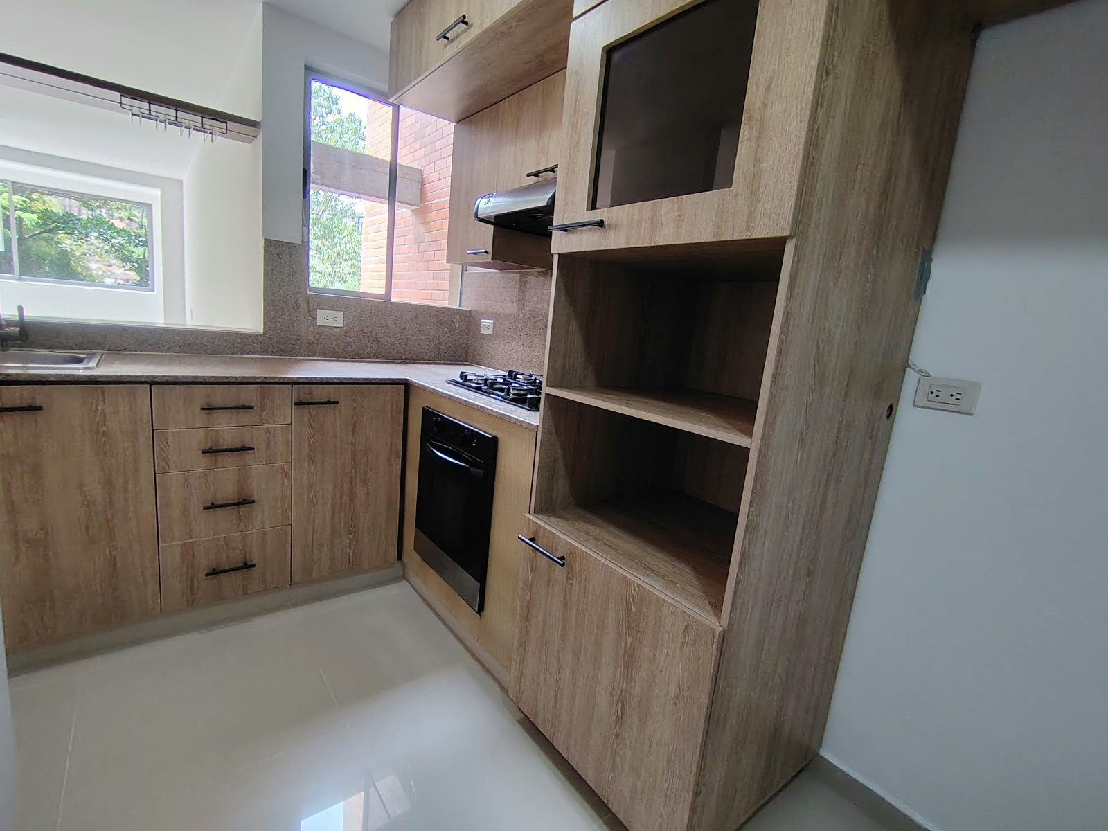 Apartamento en arriendo en Loma Del Escobero, Envigado · foto 7 de 22