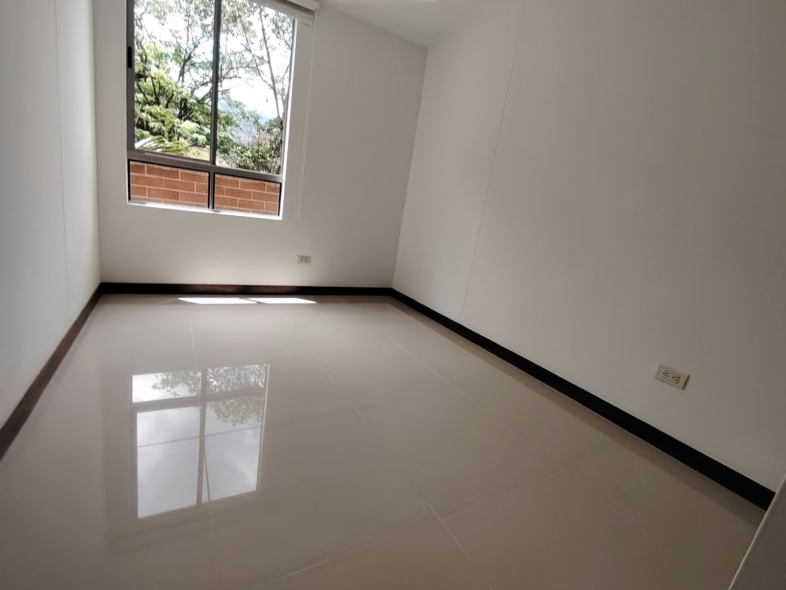 Apartamento en arriendo en Loma Del Escobero, Envigado · foto 13 de 22