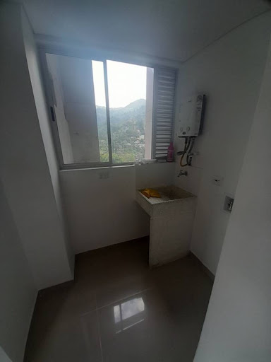 Apartamento en arriendo en La Doctora, Sabaneta · foto 10 de 14